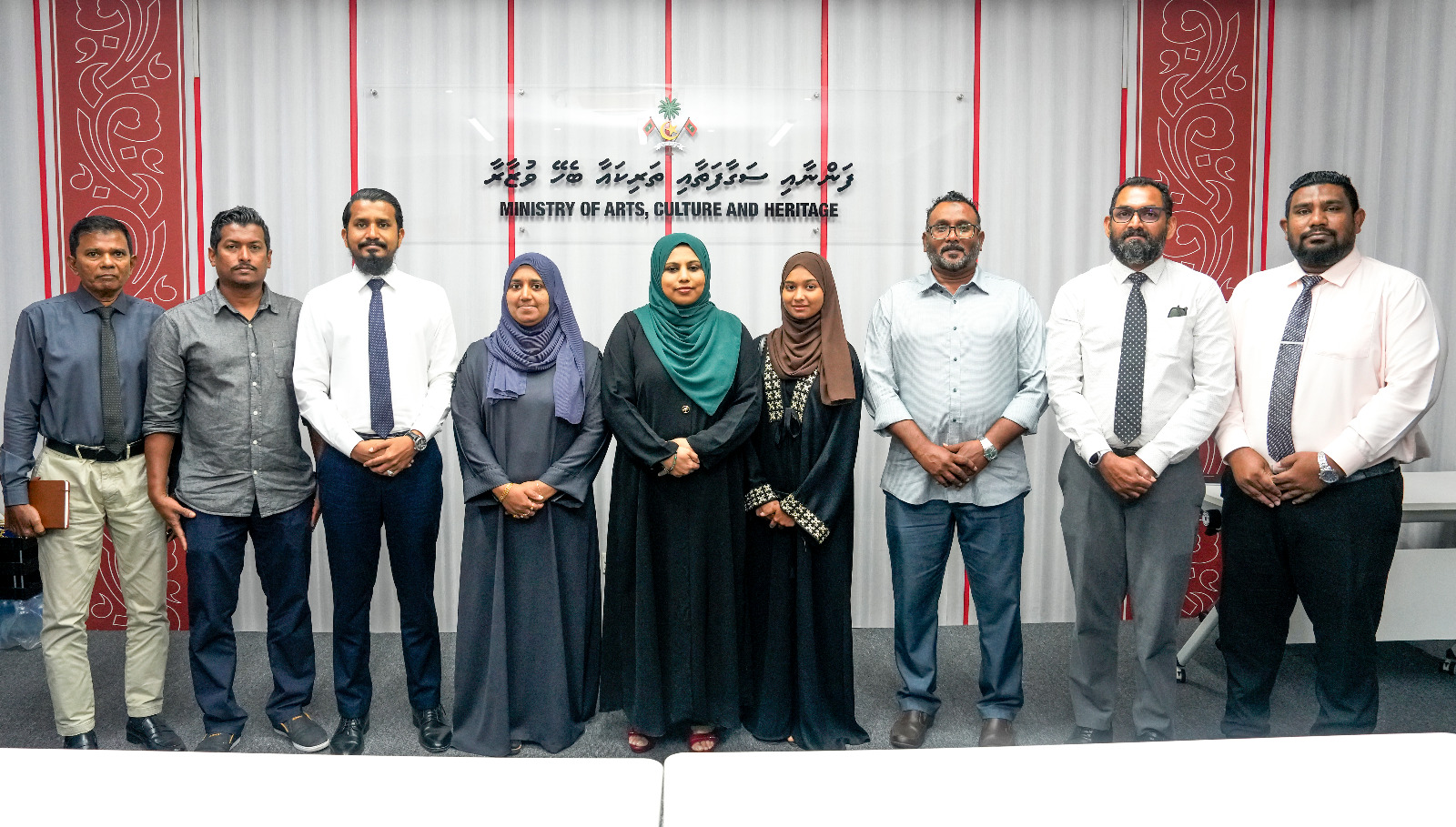 ވަޒީރު ހީނާ ވަލީދު ބ. ކެންދޫ ކައުންސިލާ ބައްދަލު ކުރައްވައިފި.